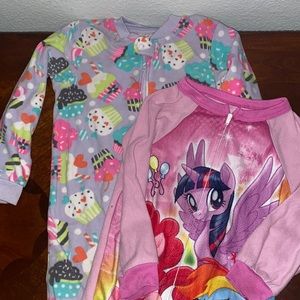 Pajama bundle of 2for young  girls